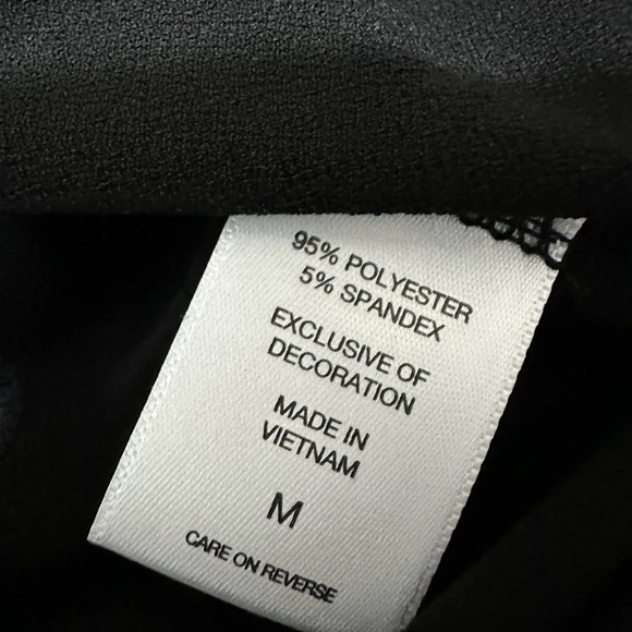 NWT NY & CO Women’s Sz M one shoulder black white blouse 3/4 Sleeve stretch - Picture 10 of 10